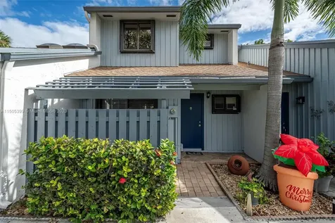 1551 N 14th Terrace Hollywood FL 33020