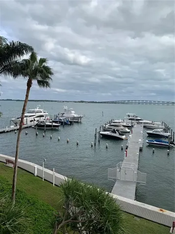 1581 Brickell Avenue Miami FL 33129