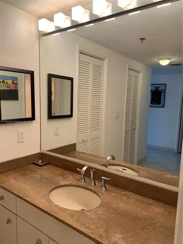 1581 Brickell Avenue Miami FL 33129