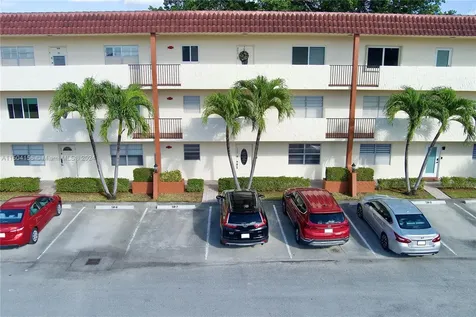281 S Hollybrook Drive Pembroke Pines FL 33025