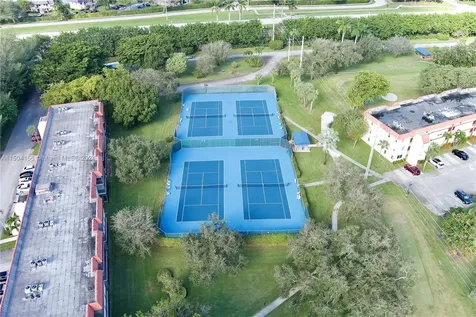 281 S Hollybrook Drive Pembroke Pines FL 33025