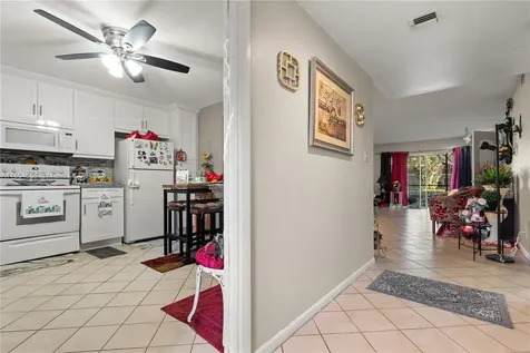 281 S Hollybrook Drive Pembroke Pines FL 33025