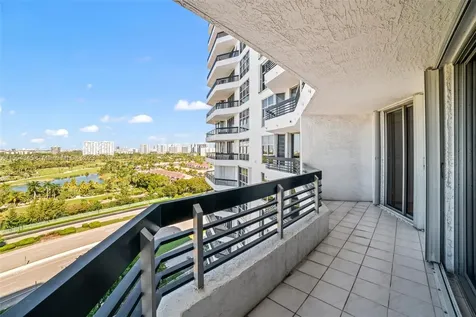 3400 NE 192nd Street Aventura FL 33180