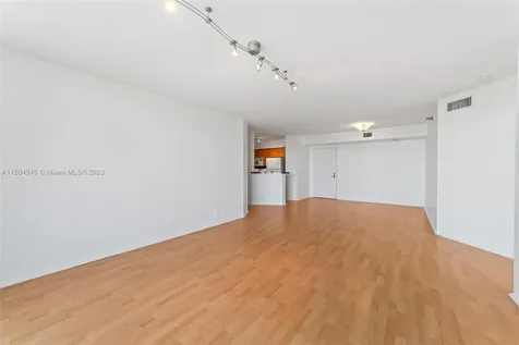 3400 NE 192nd Street Aventura FL 33180