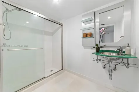 3400 NE 192nd Street Aventura FL 33180