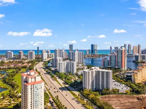 3400 NE 192nd Street Aventura FL 33180