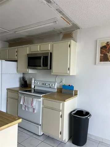 290 174th Street Sunny Isles Beach FL 33160