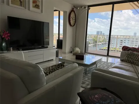 290 174th Street Sunny Isles Beach FL 33160