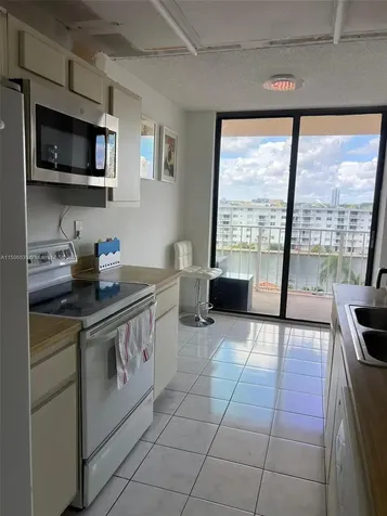 290 174th Street Sunny Isles Beach FL 33160