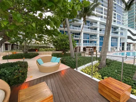 6899 Collins Avenue Miami Beach FL 33141