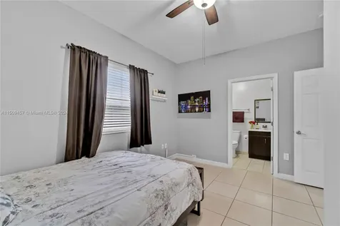 216 NE 36th Terrace Homestead FL 33033