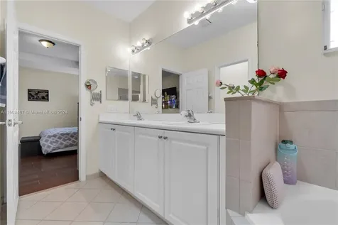 216 NE 36th Terrace Homestead FL 33033