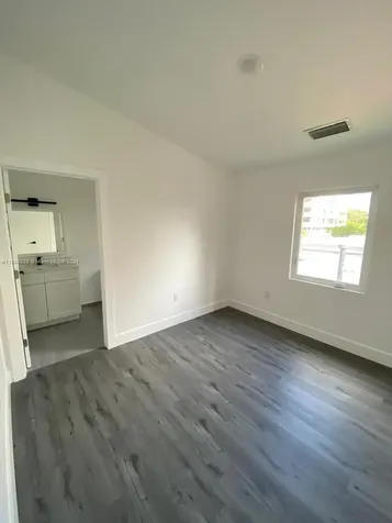 190 NW 57th Street Miami FL 33127