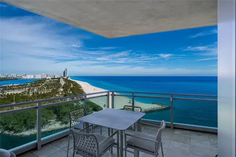 10295 E Collins Avenue Bal Harbour FL 33154