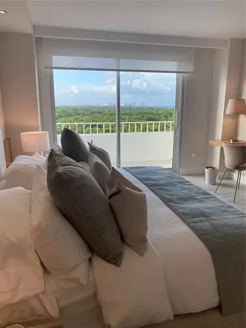 199 Ocean Lane Drive Key Biscayne FL 33149