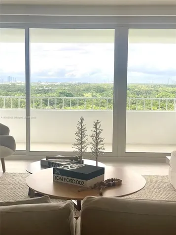 199 Ocean Lane Drive Key Biscayne FL 33149