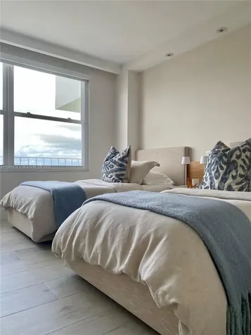 199 Ocean Lane Drive Key Biscayne FL 33149