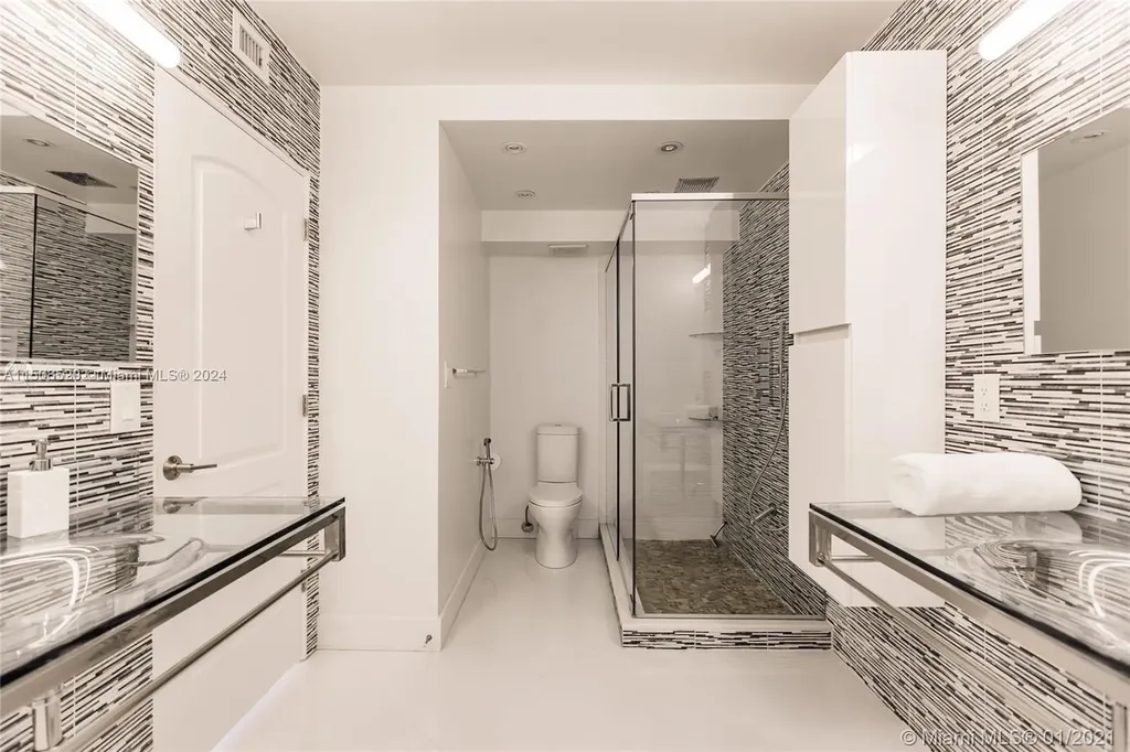 3725 S Ocean Drive Hollywood FL 33019