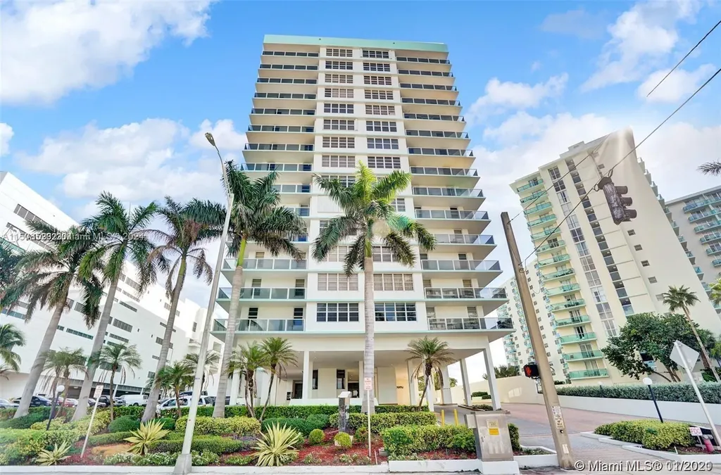 3725 S Ocean Drive Hollywood FL 33019