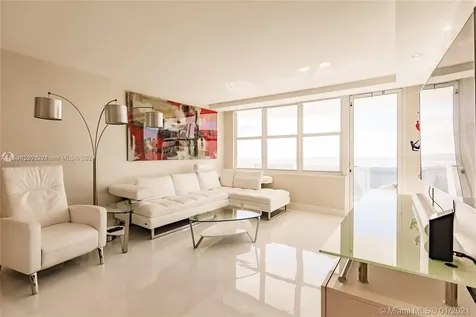 3725 S Ocean Drive Hollywood FL 33019
