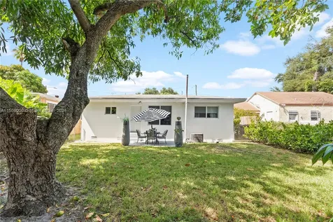 236 NW 42nd Street Miami FL 33127