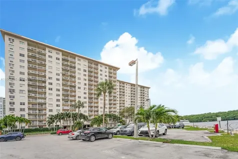 400 Kings Point Drive Sunny Isles Beach FL 33160