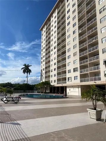 400 Kings Point Drive Sunny Isles Beach FL 33160