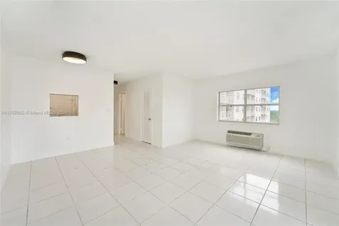 400 Kings Point Drive Sunny Isles Beach FL 33160