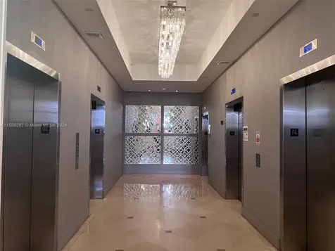 100 Lincoln Road Miami Beach FL 33139