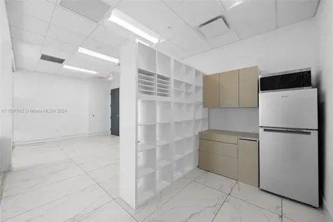 800 SE 4th Avenue Hallandale Beach FL 33009