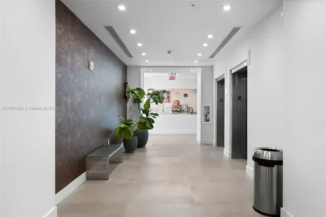 800 SE 4th Avenue Hallandale Beach FL 33009