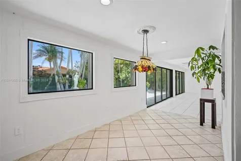 9111 SW 12th Street Miami FL 33174