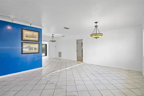 9111 SW 12th Street Miami FL 33174
