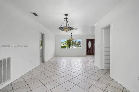 9111 SW 12th Street Miami FL 33174