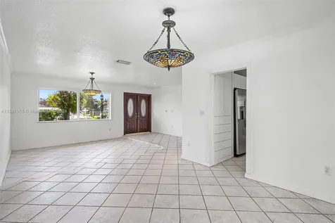 9111 SW 12th Street Miami FL 33174