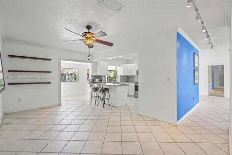 9111 SW 12th Street Miami FL 33174