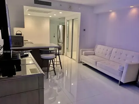 100 Lincoln Road Miami Beach FL 33139