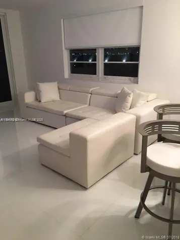 100 Lincoln Road Miami Beach FL 33139