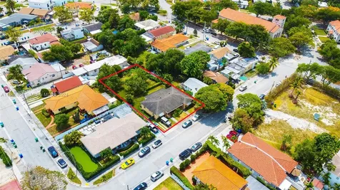 1225 SW 11th Avenue Miami FL 33129