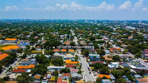 1225 SW 11th Avenue Miami FL 33129