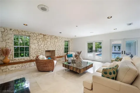 5385 N Kendall Drive Miami FL 33156