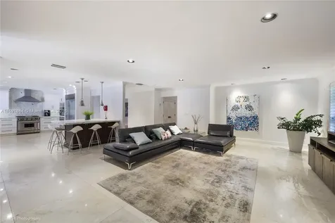 5385 N Kendall Drive Miami FL 33156
