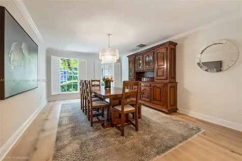 5385 N Kendall Drive Miami FL 33156