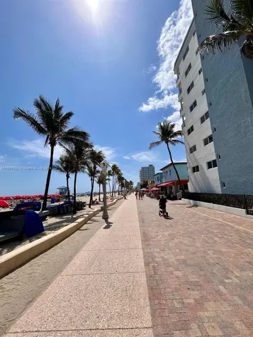 777 N Ocean Drive Hollywood FL 33019