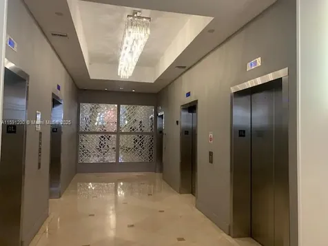 100 Lincoln Road Miami Beach FL 33139