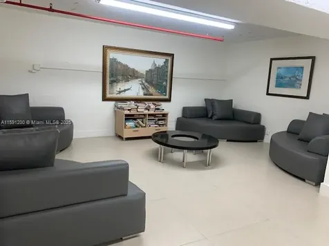100 Lincoln Road Miami Beach FL 33139