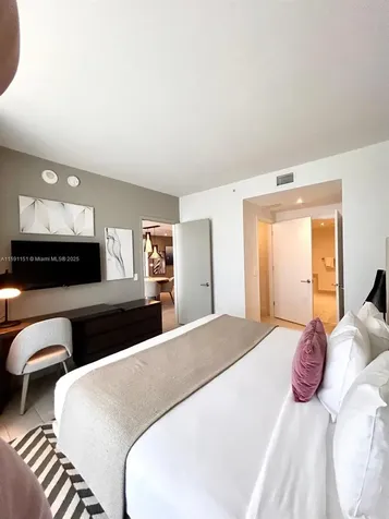 4010 S Ocean Drive Hollywood FL 33019