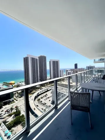 4010 S Ocean Drive Hollywood FL 33019