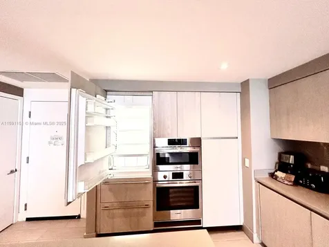 4010 S Ocean Drive Hollywood FL 33019