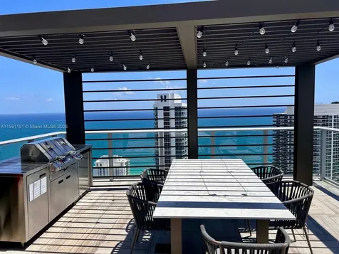 4010 S Ocean Drive Hollywood FL 33019